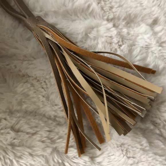 PLEATHER bucket bag - Picture 2 of 9